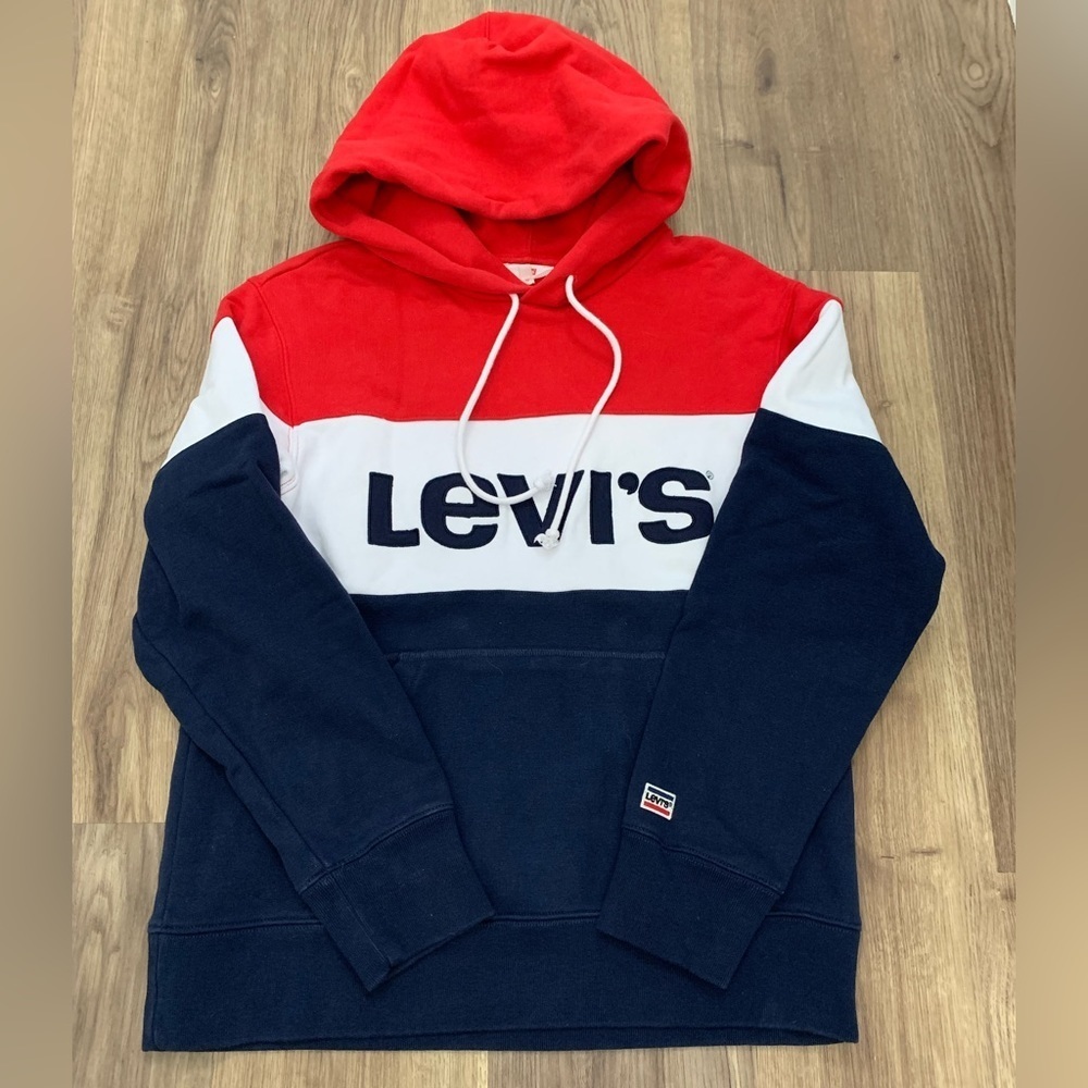 Levi’s sweatshirt, size XS
